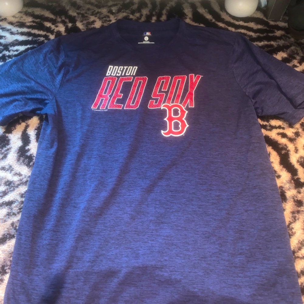 Red Sox t shirt
